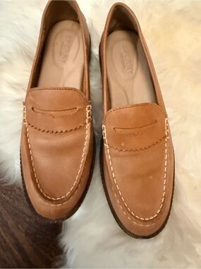 Sperry Women's Tan Leather Penny Loafers 6.5